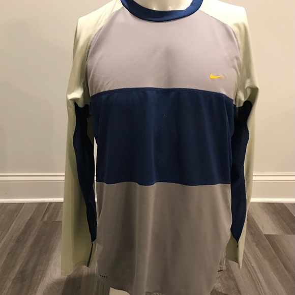 Nike Performance Top - Picture 2 of 10